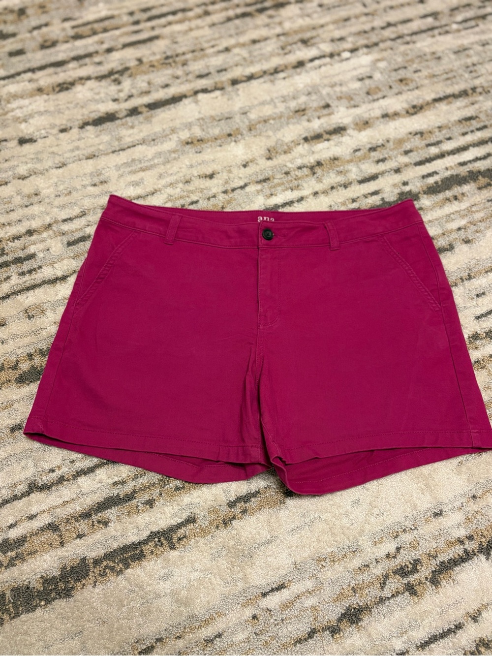 Ana | Women’s Magenta Twill Shorts size 14